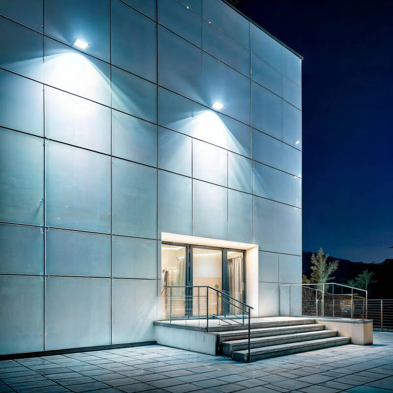 150W AVANT PRO Outdoor LED Floodlight with OSRAM Chip IP65 140lm/W