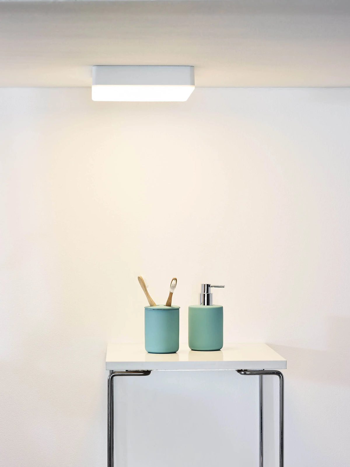 square-led-ceiling-light-Bathroom